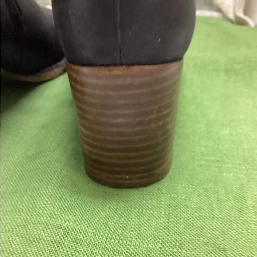UGG black leather